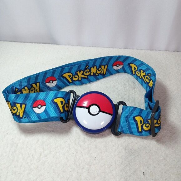 Pokémon Trainer Belt Buckle & Strap Replacement Part 2018 Poké Ball 19332MN - Picture 1 of 11